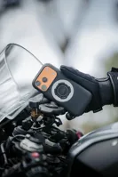 Puzdro Quad Lock® MAG - iPhone 17 PRO (3)