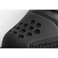 3967-001_Castlerock - Black_11 (9)