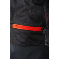 4061-001_Black - Fiery Red_16 (16)